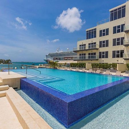 Milateo Suite Oranjestad Exteriör bild
