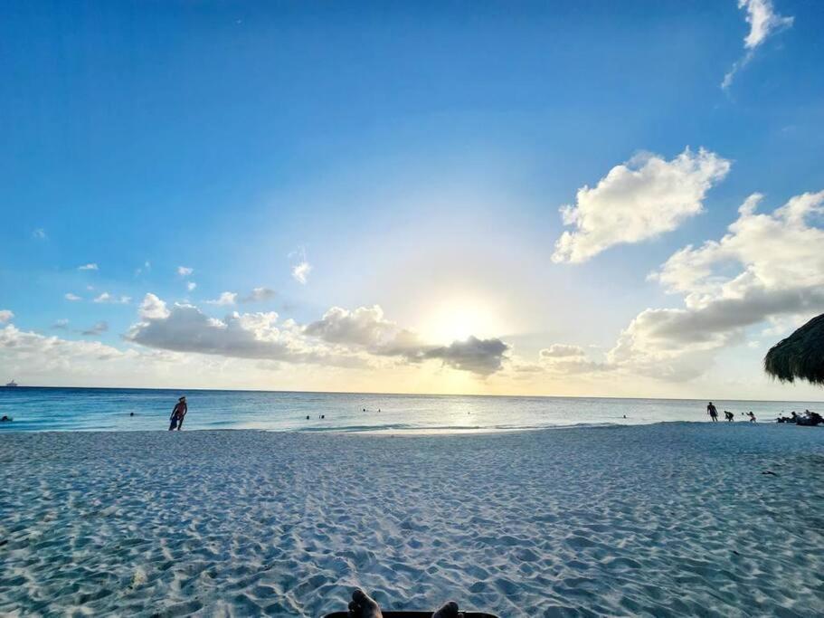 Milateo Suite Oranjestad Exteriör bild